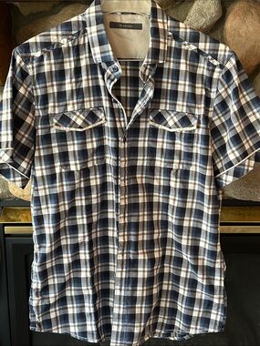7 Diamonds Men’s Plaid Button Up Short Sleeve Shirt, Size M
